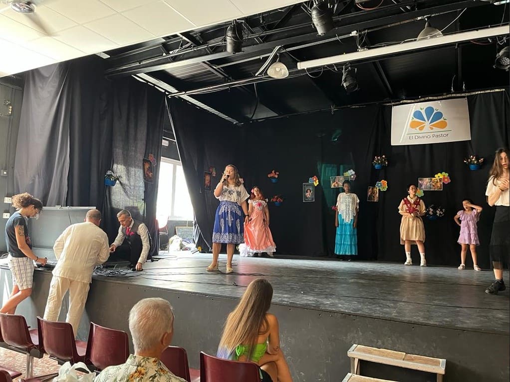 Teatro El Divino Pastor de Málaga. clases teatro para niños en málaga. teatro infantil malaga