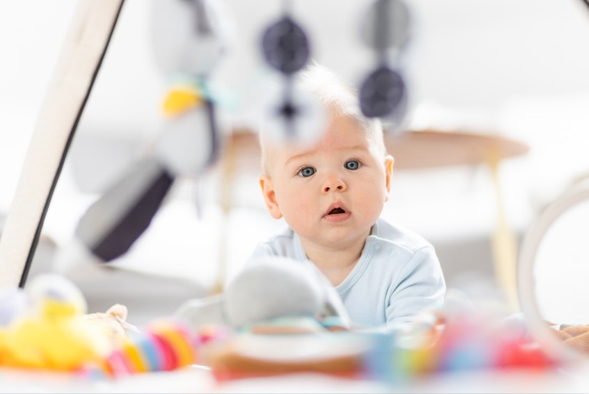 el primer día de guardería de mi bebé en el colegio el Divino Pastor de Málaga. Primer día de guardería frases - primer día de guardería bebé 5 meses